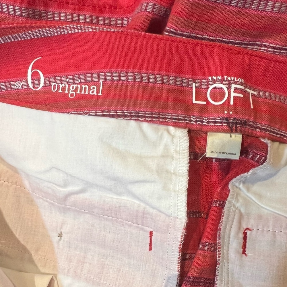 Loft Ann Taylor Sunset Short 6 - Picture 4 of 5